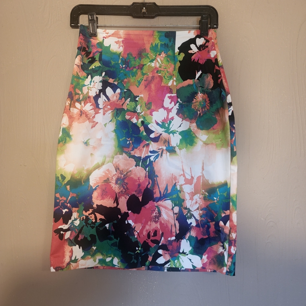 Worthington Floral Pencil Skirt Womens Sz 4 Multicolor Cotton Blend Knee Length